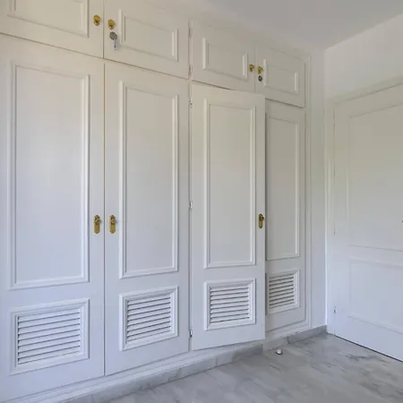 Holiday home Spanish Charm House On The Miraflores Golf Course