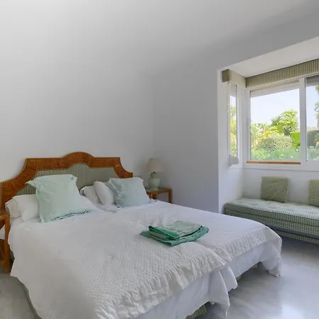 Holiday home Spanish Charm House On The Miraflores Golf Course *
