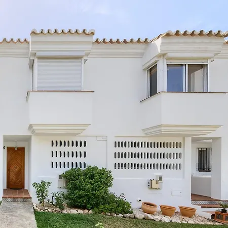 Holiday home Spanish Charm House On The Miraflores Golf Course